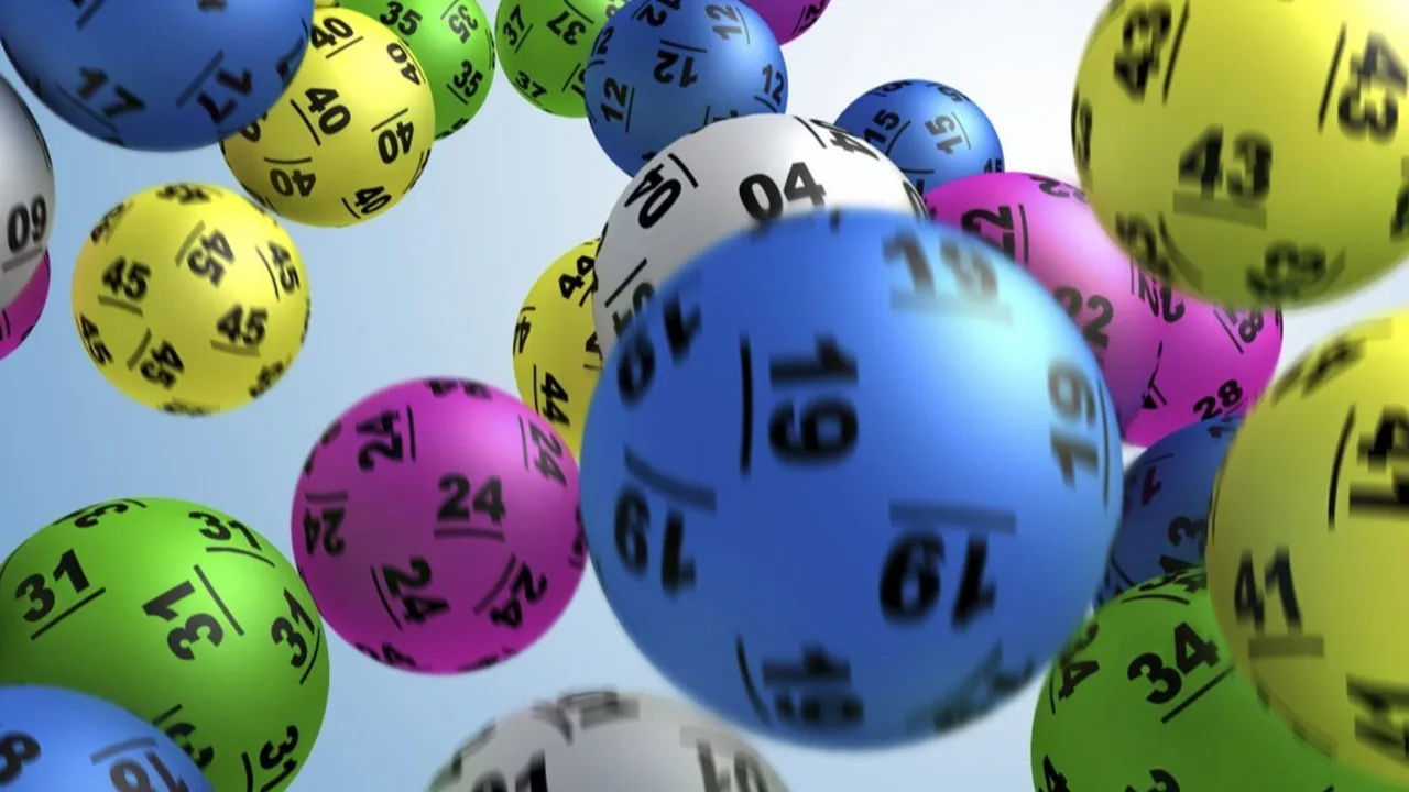 Perth Woman Wins $1M Lotto with First Ticket in 20 Years, Plans to Buy Home