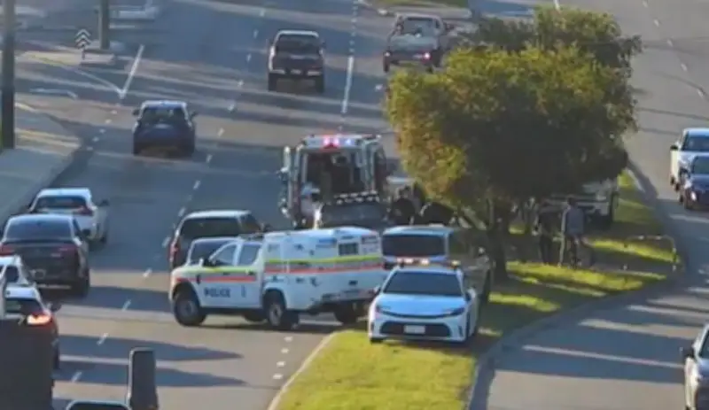 Perth Traffic: Crash on Wanneroo Road Blocks Lane During Peak Hour