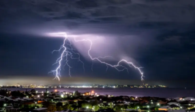 Perth Weather: Thunderstorms, Heavy Rain, Flash Flood Warning for Metro Area