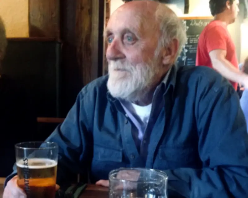 Peter Thomson, Pioneering Australian Playwright, Dies at 68