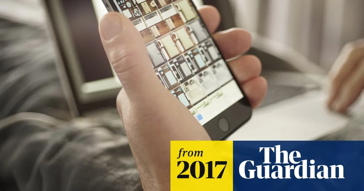 Police Warn Vigilante Paedophile Hunters Risk Jeopardising Investigations