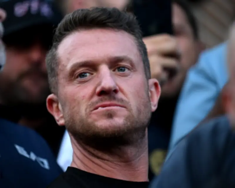 Police Intercept Tommy Robinson on Return from Russia to London