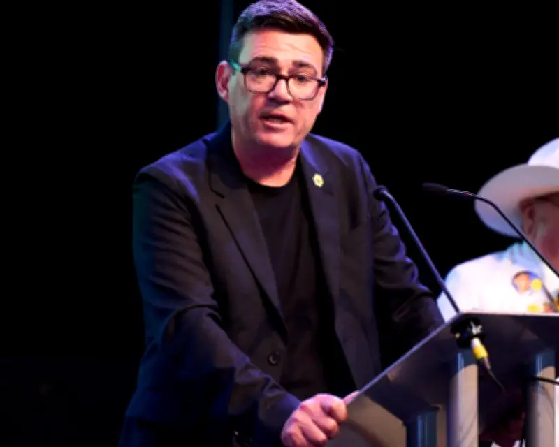 Pressure Mounts on Starmer to Step Down After Burnham Landslide Victory