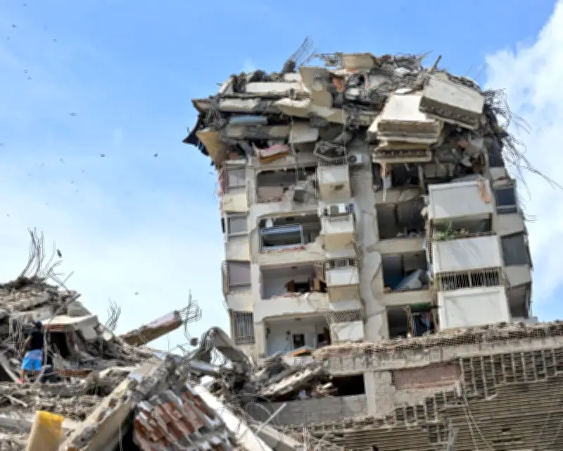 Rescue Teams Race to Venezuela Amid Fears Thousands Killed in Earthquakes
