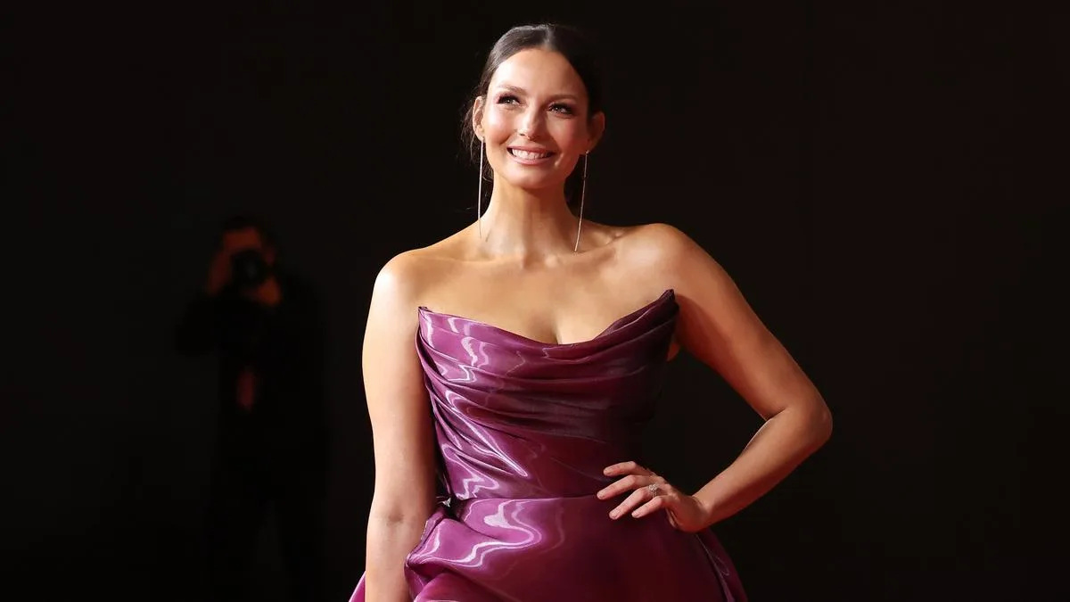 Ricki-Lee Coulter Faces Possible Back Surgery After Neurosurgeon Referral