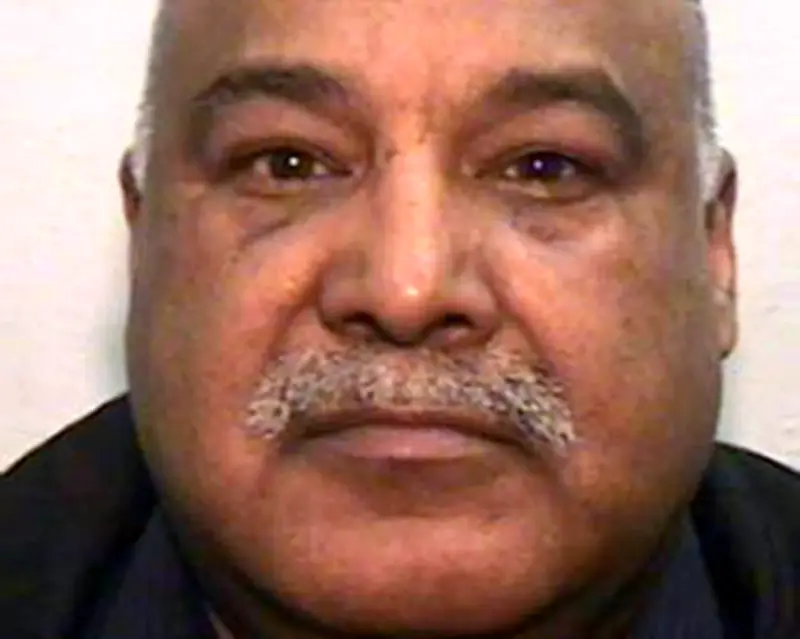 Rochdale grooming gang ringleader cannot be deported, victims told