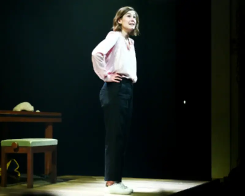 Rosamund Pike: Put That Phone Away and Surrender to the Art
