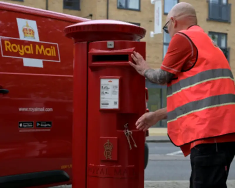 Royal Mail CEO Martin Seidenberg Gets £4.5m Pay as Profits Surge
