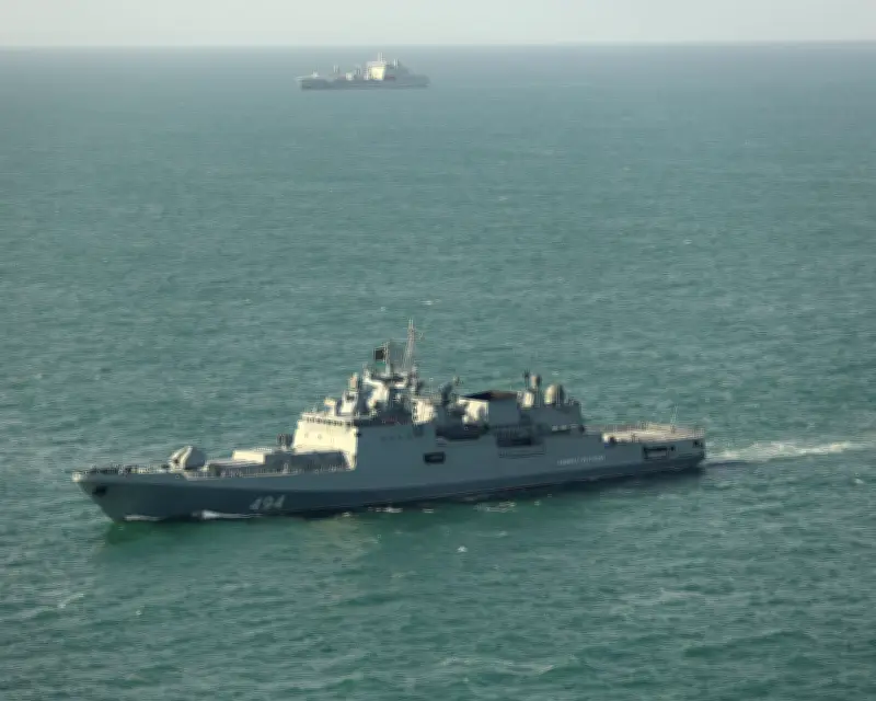 Russian Frigate Fires Warning Shots at British Yacht in Channel