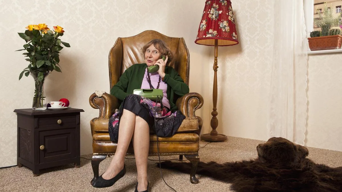 Aussie's 133-Hour Phone Call Sets Shocking Record