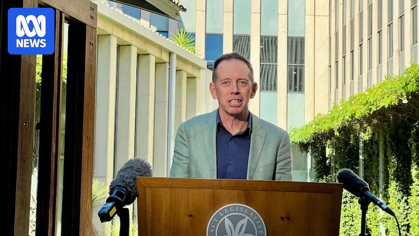 Shane Rattenbury Steps Down From ACT Politics After 17 Years