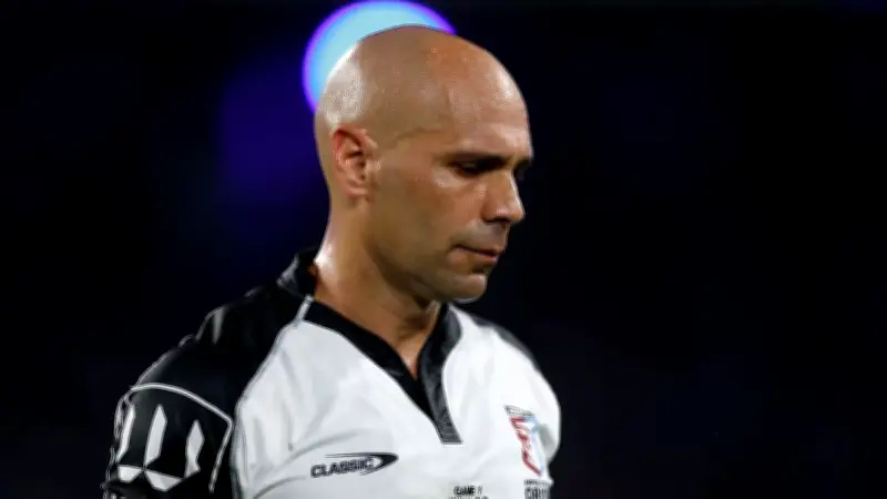 Slater and Daley Back Referee Klein Amid Gambling Revelation