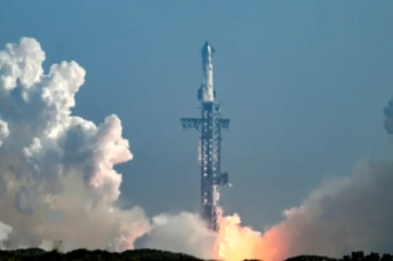 SpaceX eyes record $75B IPO, valuing company at $1.765 trillion
