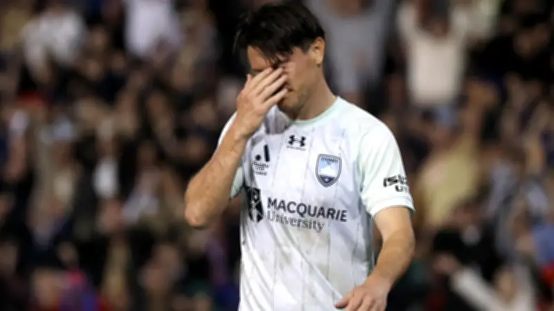Star Winger Joe Lolley Departs Sydney FC After Four Seasons