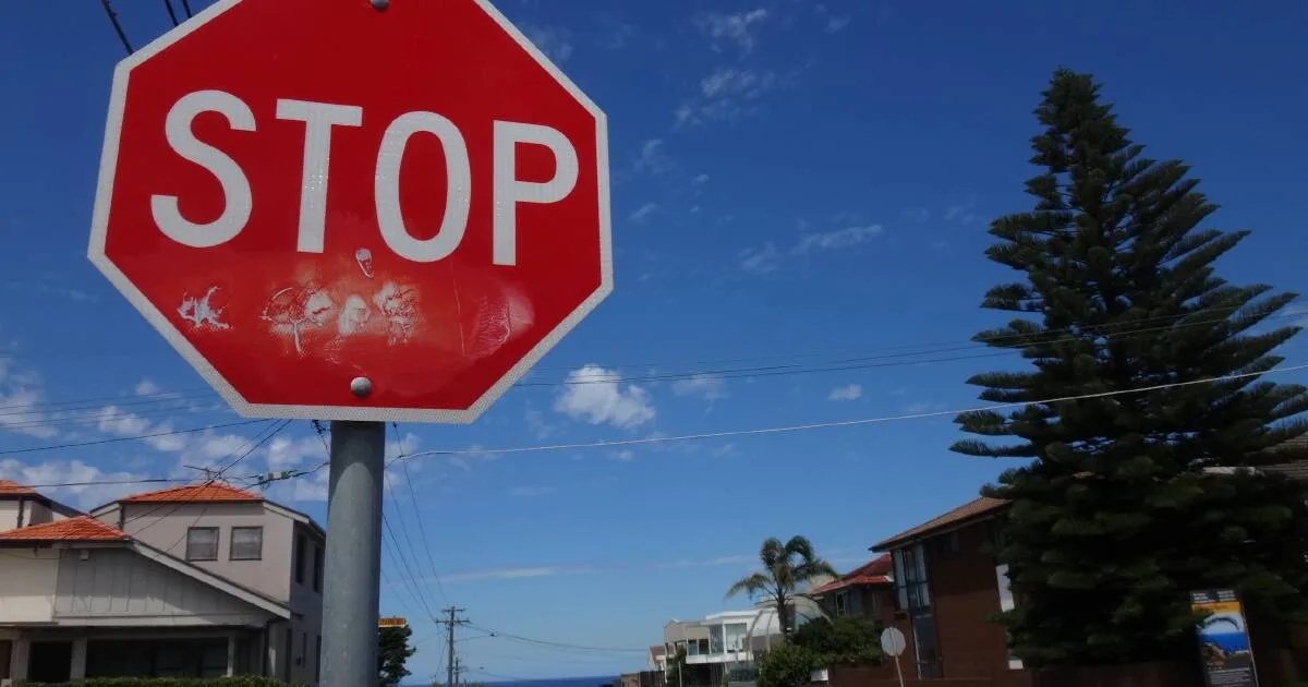 How Stop Sign Violations Impact Accident Claims and Liability