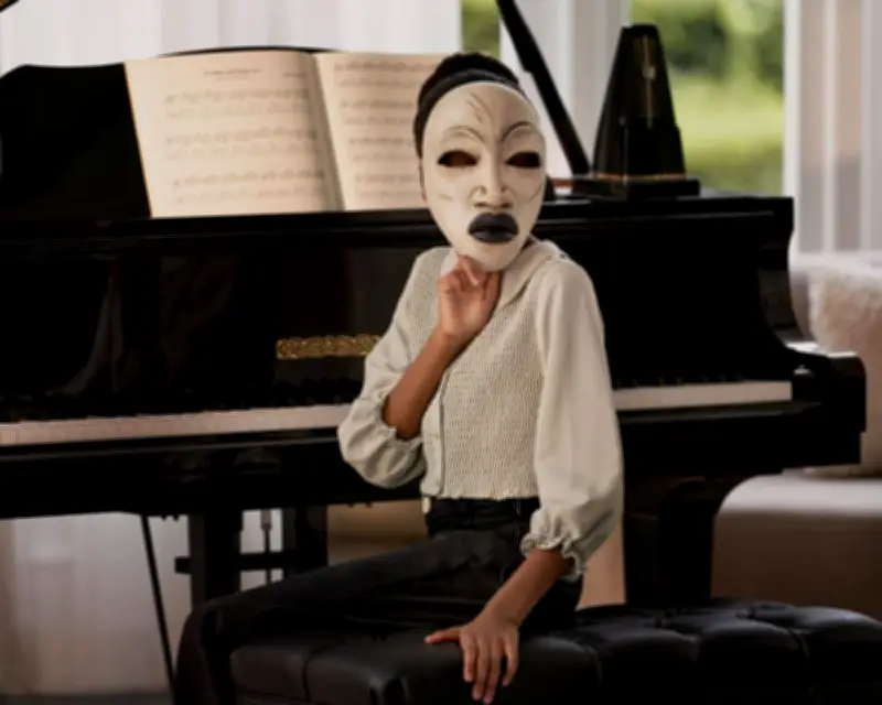 Strung Movie Review: Blumhouse's Latest Horror Misses the Mark