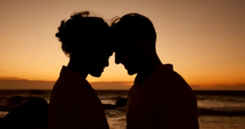 Sunset Clause: The Secret to a Happy, Healthy Relationship?
