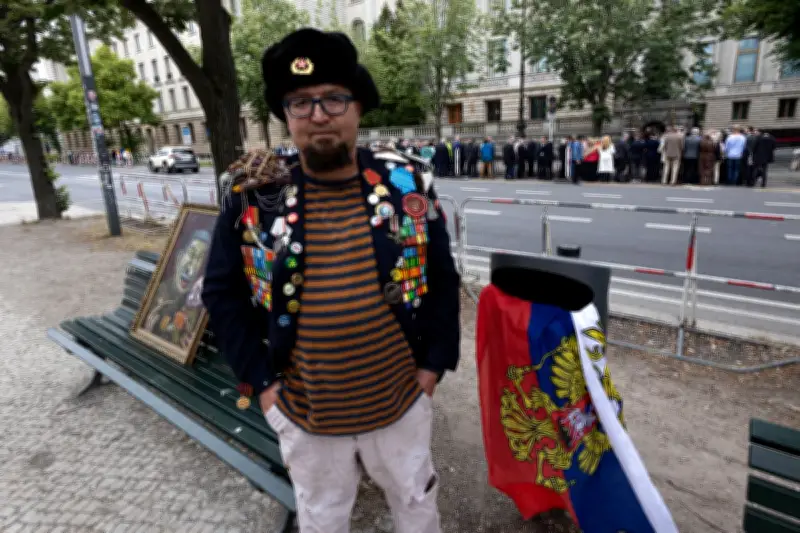 Suspect Arrested in Killing of Putin Critic in Poland, May Have Russian Intel Links