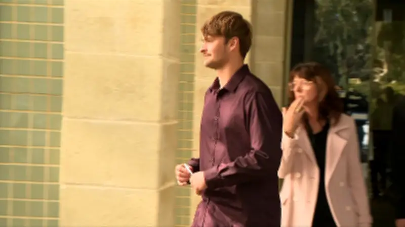 Teen avoids jail for threatening to kill PM and NSW premier