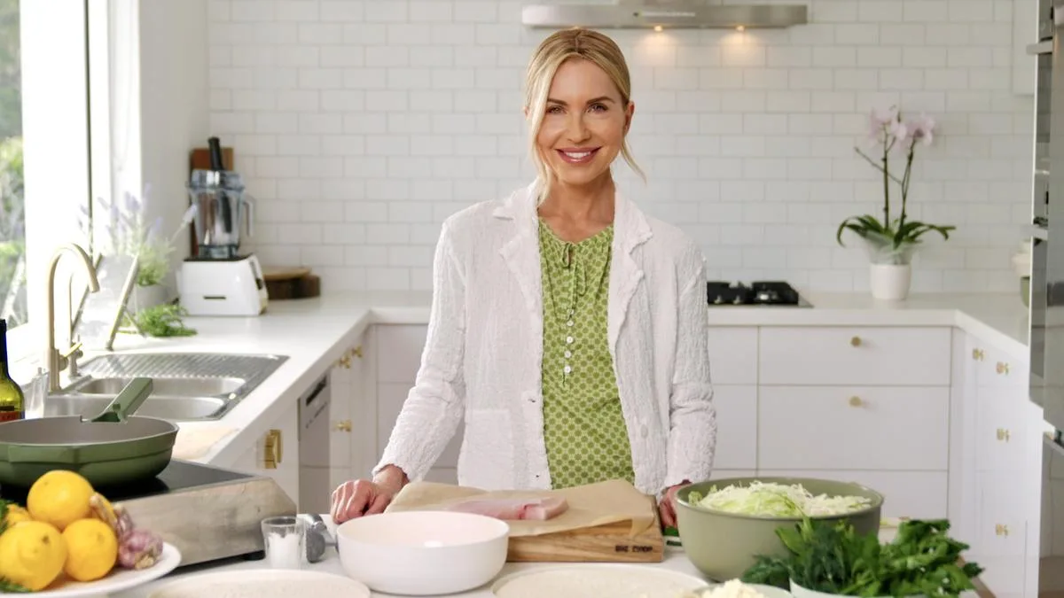 Teresa Cutter's Gluten-Free Lemon Cake: A Moist Showpiece