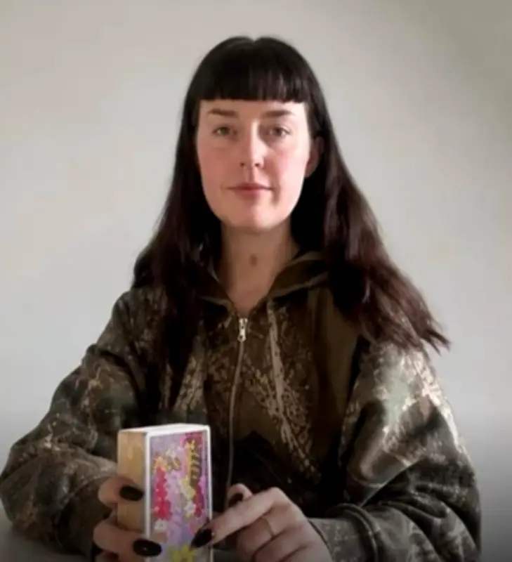 TikTok Tarot Reader Loses Thousands After Embracing Christianity