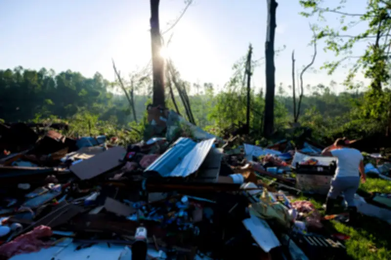 Tornado Ravages Illinois Town, Multiple Fatalities Reported