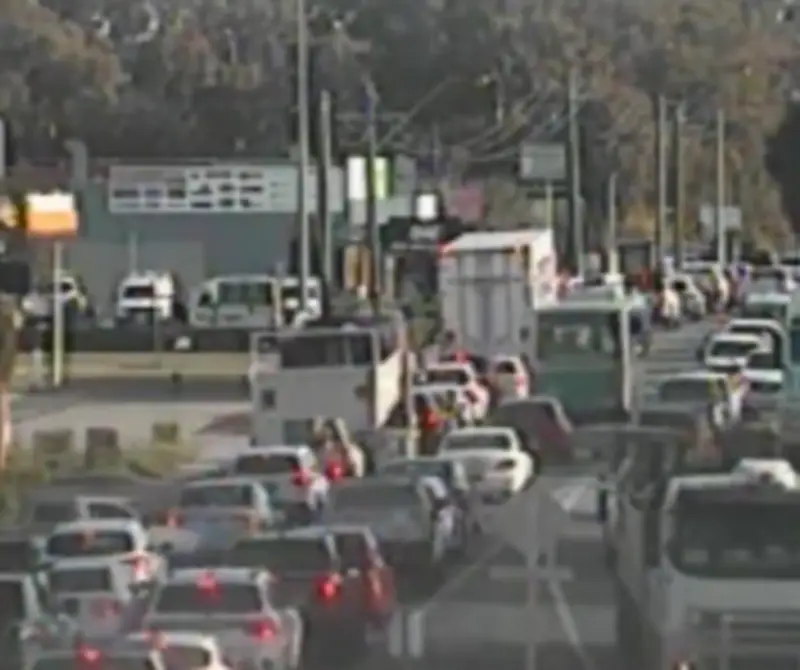 Truck Breakdown on Great Eastern Highway Causes Peak Hour Chaos