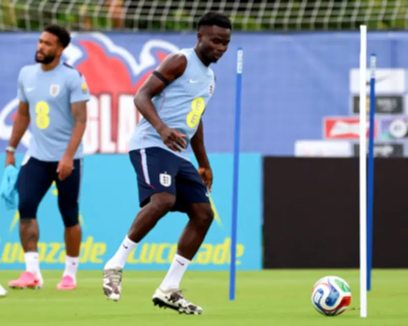 Tuchel says Saka still playing through pain as World Cup nears