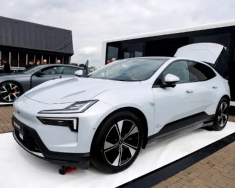 UK Faces Backlash Over Plans to Weaken EV Sales Targets