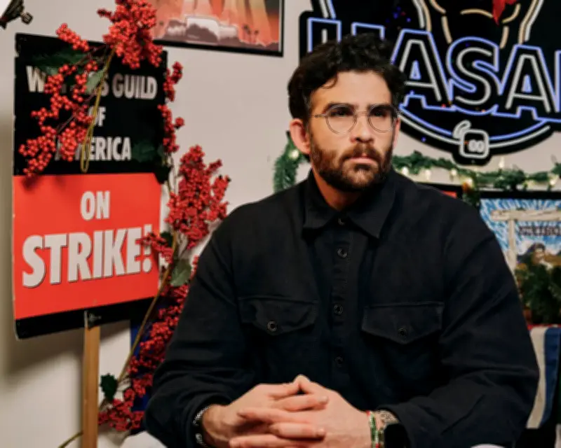 UK Free Speech Activists Condemn Entry Ban for Hasan Piker and Cenk Uygur