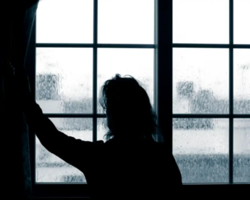 UK Social Housing Bill Targets Domestic Abuse, Overhauls Right to Buy