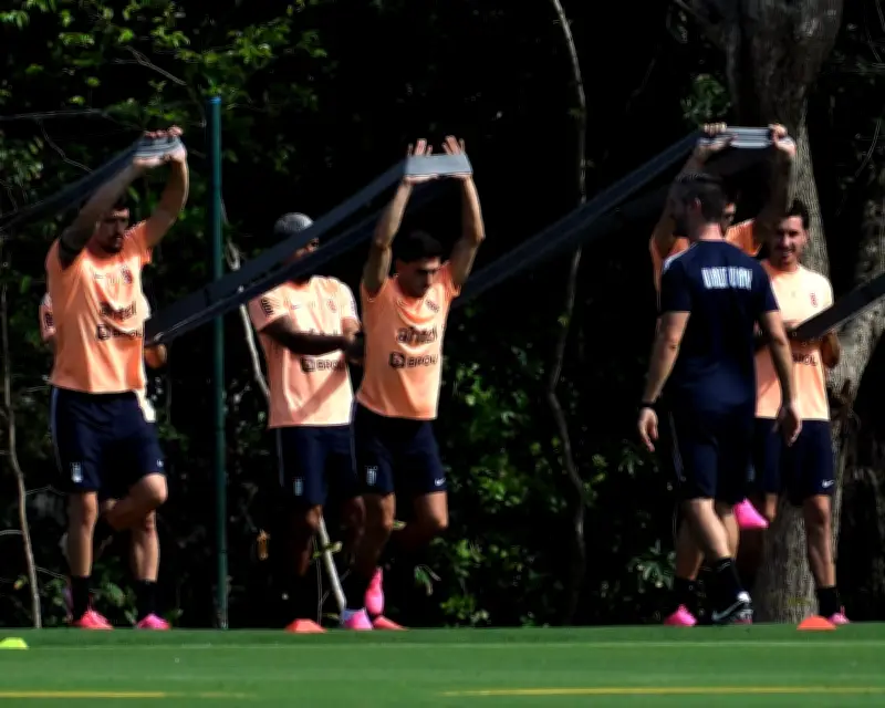 Uruguay's World Cup Travel Chaos: Paperwork Delays Flight from Mexico