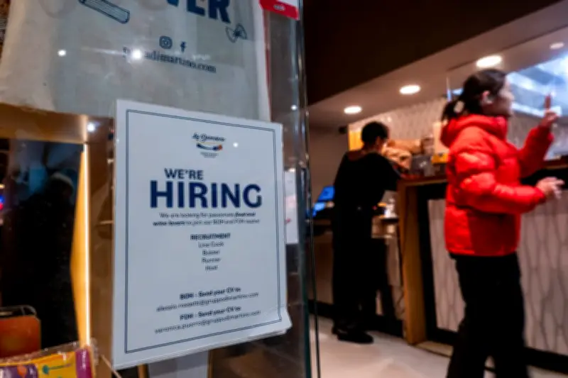US Adds 172,000 Jobs in May as Labor Market Shows Resilience