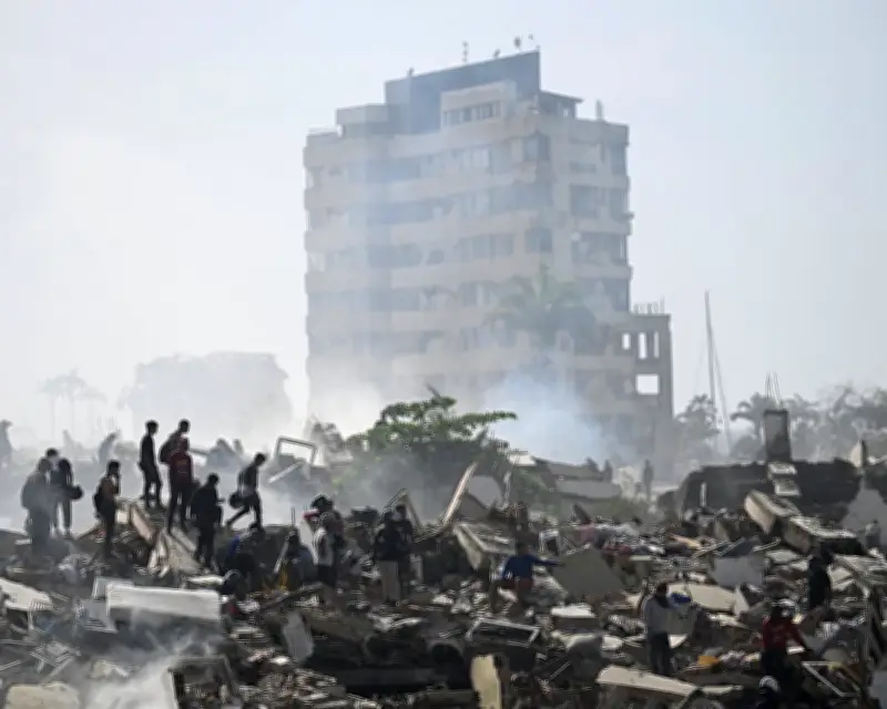 Venezuela Earthquake Death Toll Rises as Rescue Efforts Continue