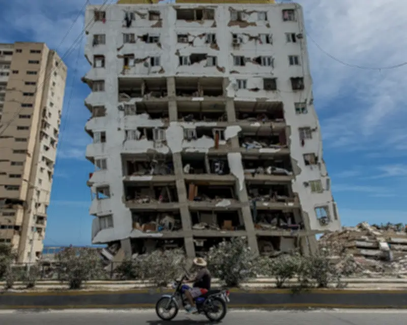 Venezuela Earthquakes Kill 1,430; Rescuers Search for Survivors Amid Rubble