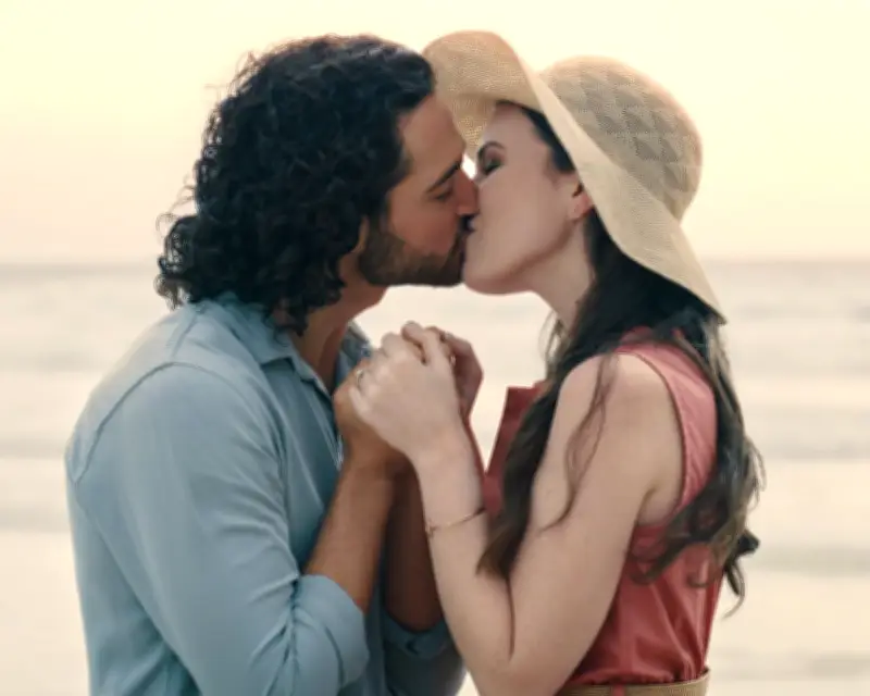 Wanderlove: The Rise of Holiday Romances in 2026