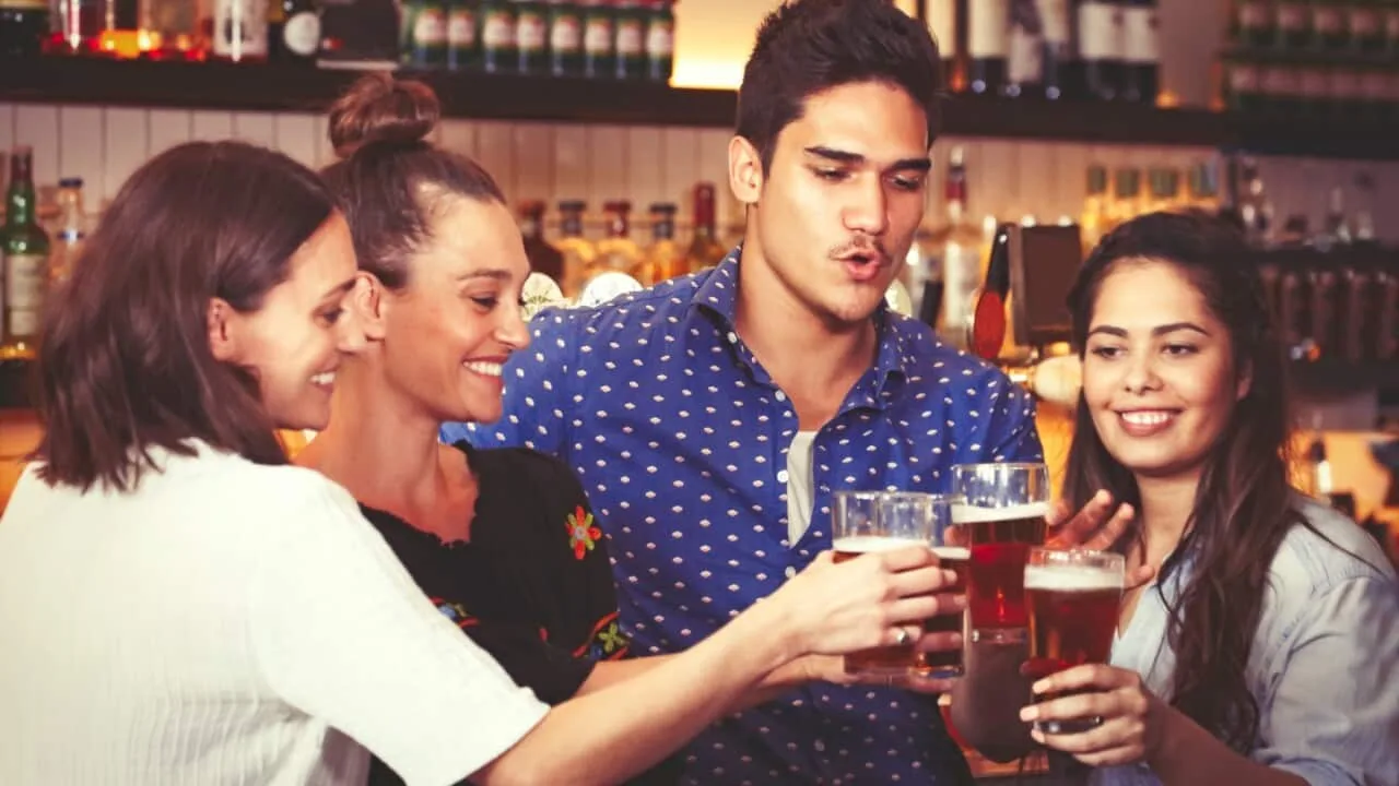 Why Aussie Men Need Pub Catch Ups With Mates