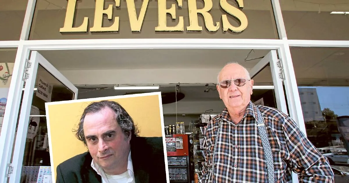 Wollongong Council Mourns Arts Champions Bill Lever and Ben Hession