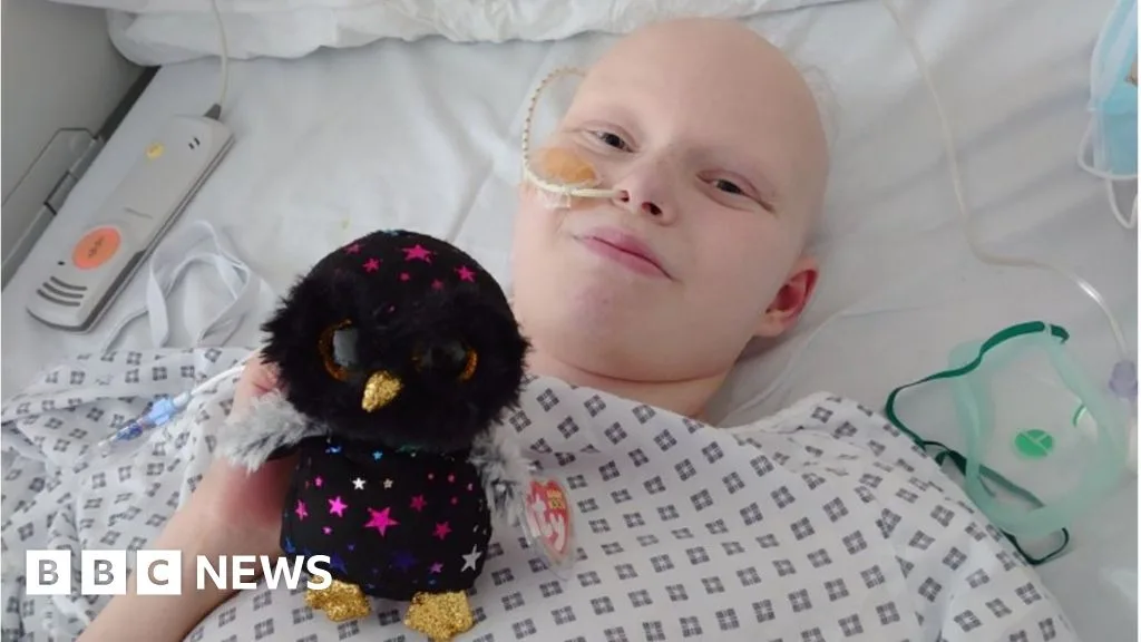 Teen Girl Given Months to Live After Cancer Misdiagnosis