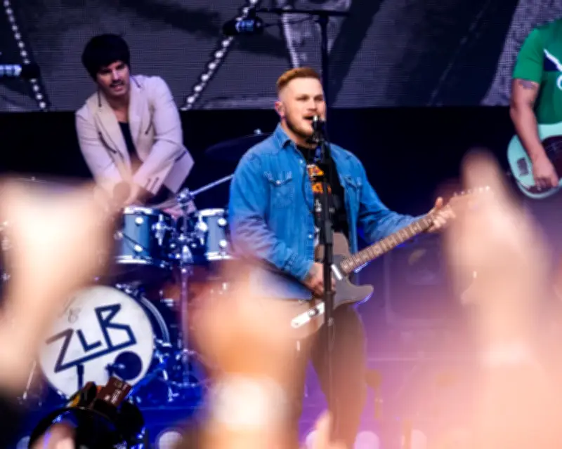 Zach Bryan's Anfield Show: A Soul-Stirring Night with Heaven on Tour