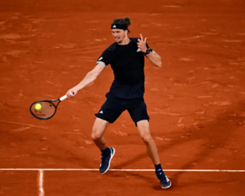 Zverev Beats Teen Jódar, Nears First Grand Slam Title at French Open
