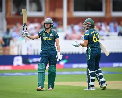 Australia Defeat India in Women's T20 World Cup Thriller
