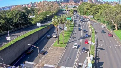 Car Crash Blocks Sydney Harbour Tunnel on Saturday Morning