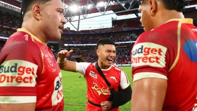 Dolphins beat Warriors 26-24 after Isaako's sideline conversion