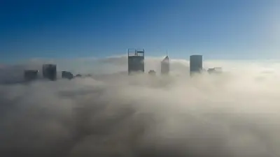 Heavy Fog Blankets Perth: Low Visibility Warning for Motorists