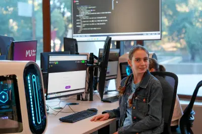 Murdoch Uni's CodeCrush boosts women in tech for young WA girls