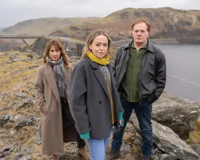 TV Tonight: The Light in the Hall Returns, Bear Grylls with Rhys Darby