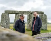 5,000-Year-Old Solstice-Aligned Monument Found Near Stonehenge