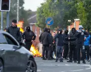 Belfast Stabbing Sparks Riots: Far-Right Exploits Grievances