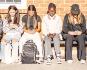 Canada’s Social Media Ban for Under-16s Goes to Parliament